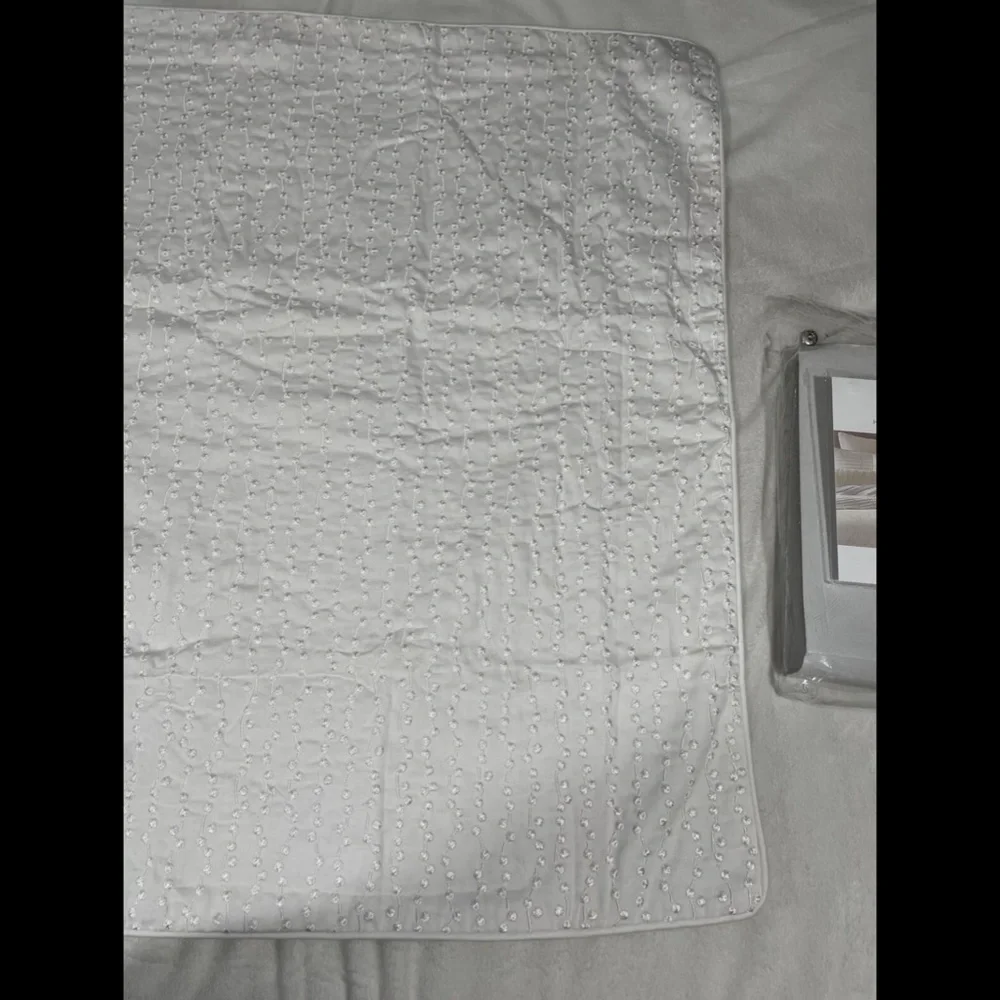 NIB $135 Hotel‎ Collection Artisan (1) Euro Sham